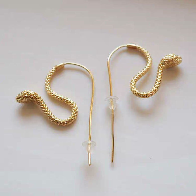 Snake design fashion metal earring