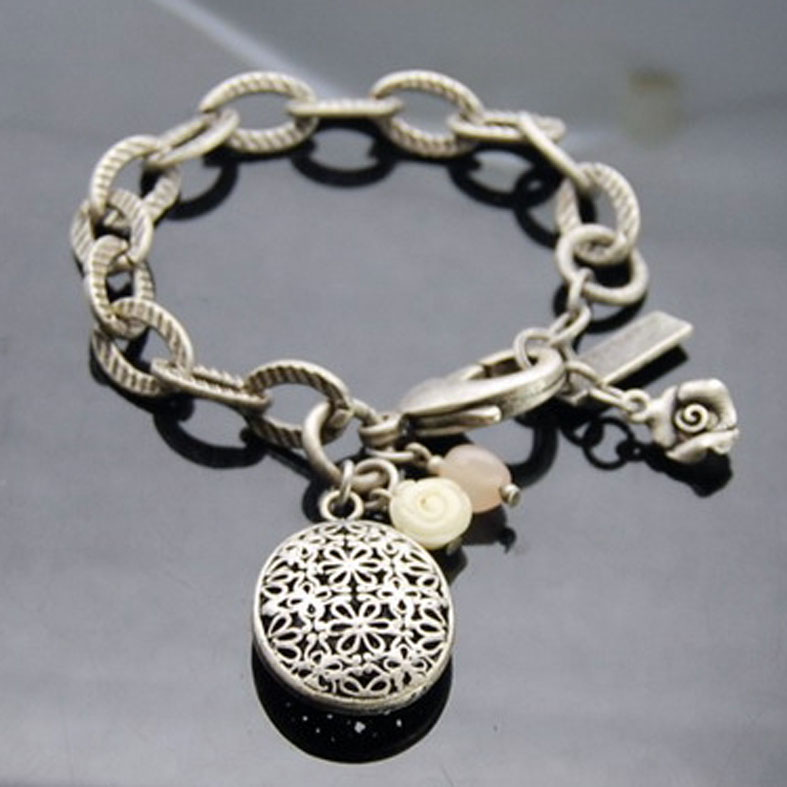 Antique style Bracelet